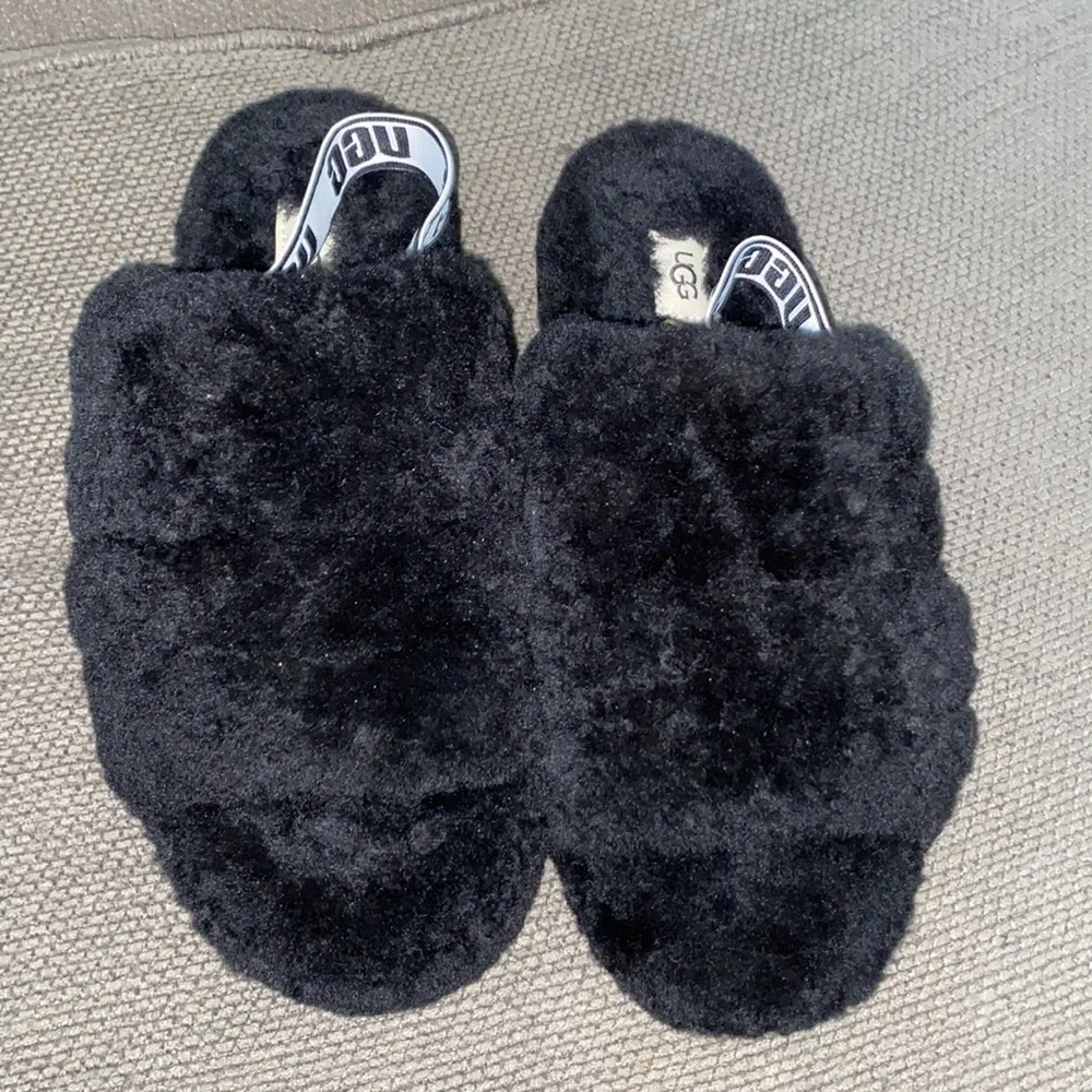 UGG - Picture 3 of 12